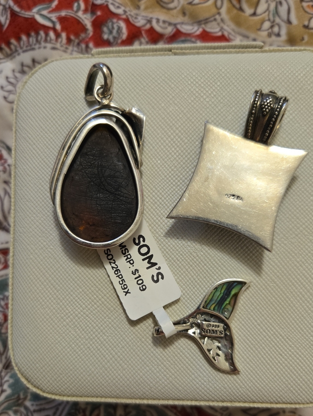 Soms - Picture 3 of 5